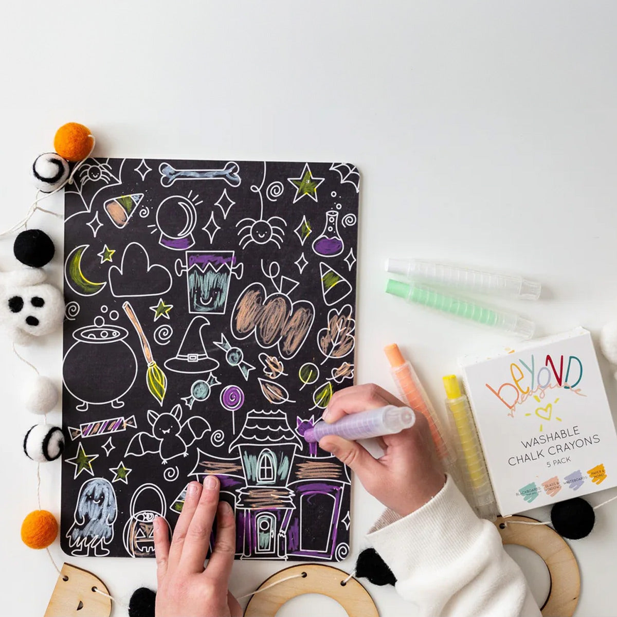 Mini Mat Colouring - Ghosts &amp; Ghouls Halloween